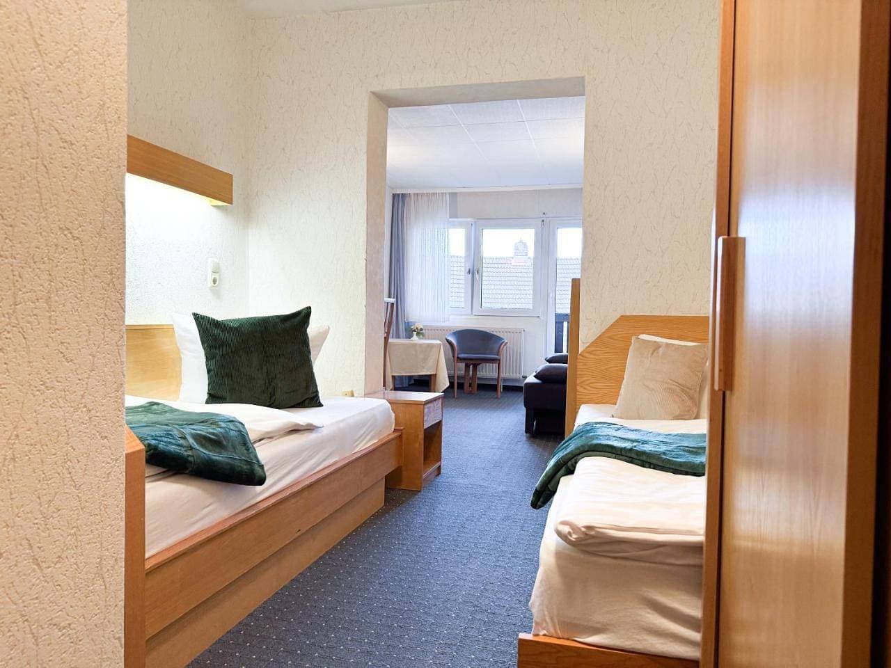 Foto 7 von 10: Twin Room with Balcony