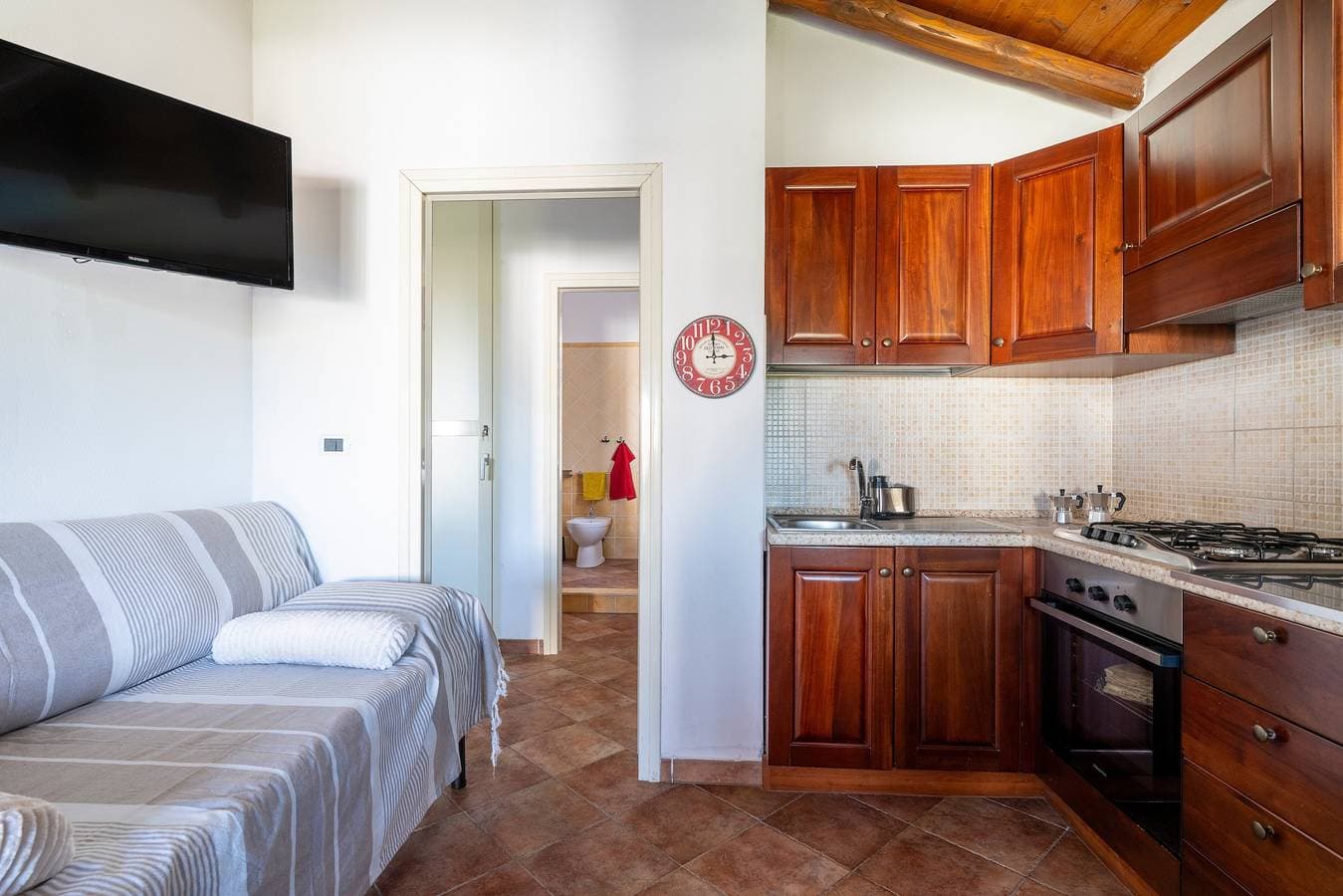 Foto 4 von 25: Ferienhaus 'Loredana' mit Meerblick, Wi-Fi und Klimaanlage