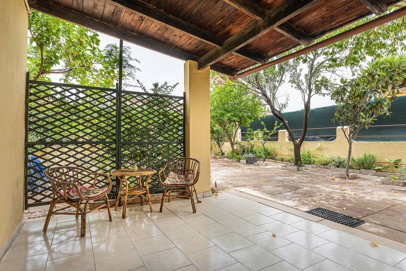 Foto 13 von 25: Wunderschöne Villa mit Garten, Terrasse und WLAN; Parkplatz verfügbar
