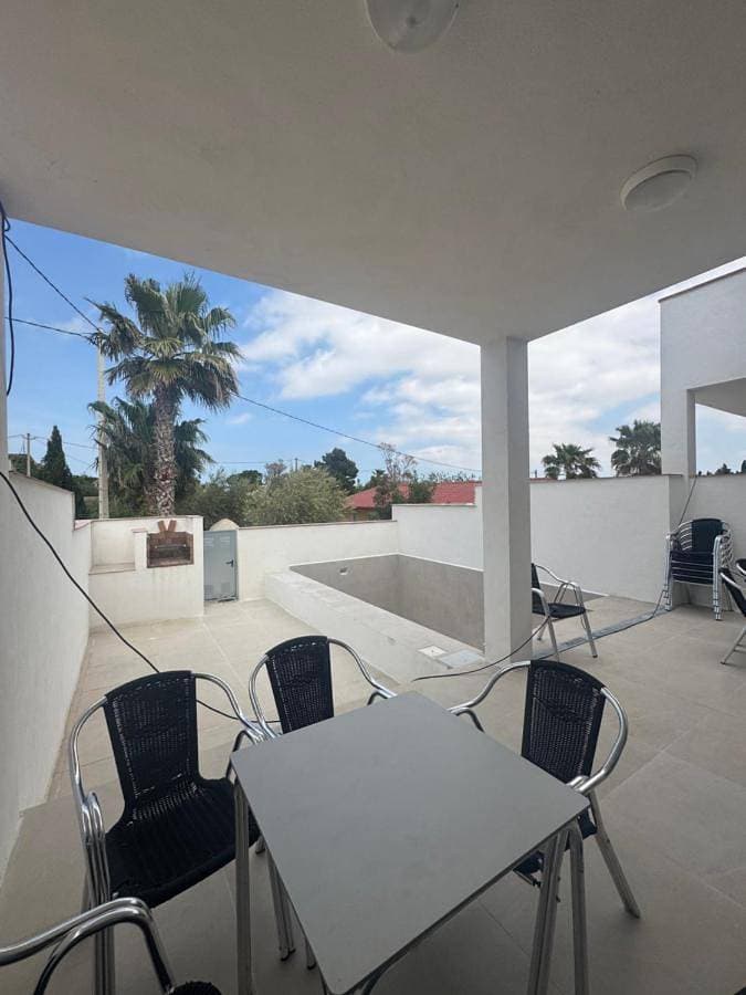 Foto 5 von 30: Three-Bedroom House with Shared Pool