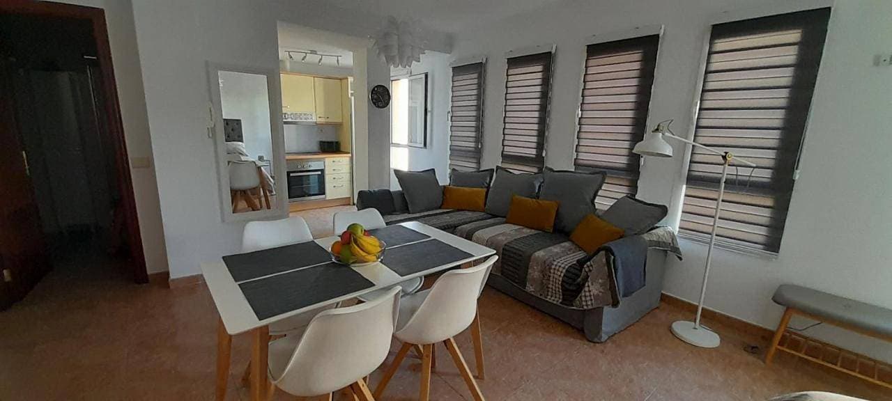 Foto 5 von 54: One-Bedroom Apartment