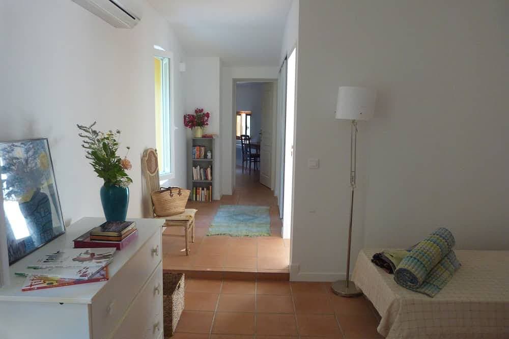 Foto 2 von 25: 15 Minuten von Cassis, Wohnung in einem provenzalischen Landhaus
