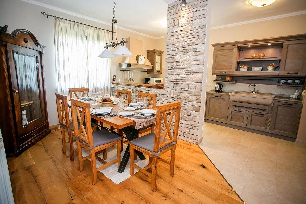 Foto 9 von 27: Komfortable Villa Marinela mit Pool und Garten