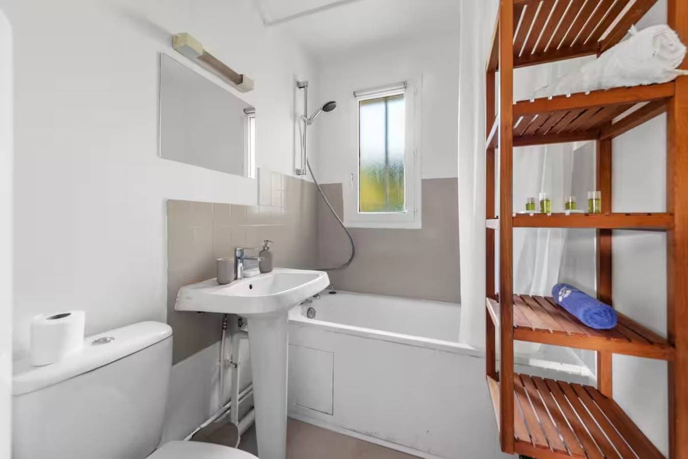 Foto 9 von 13: Ferienwohnung für 4 Personen mit Garten