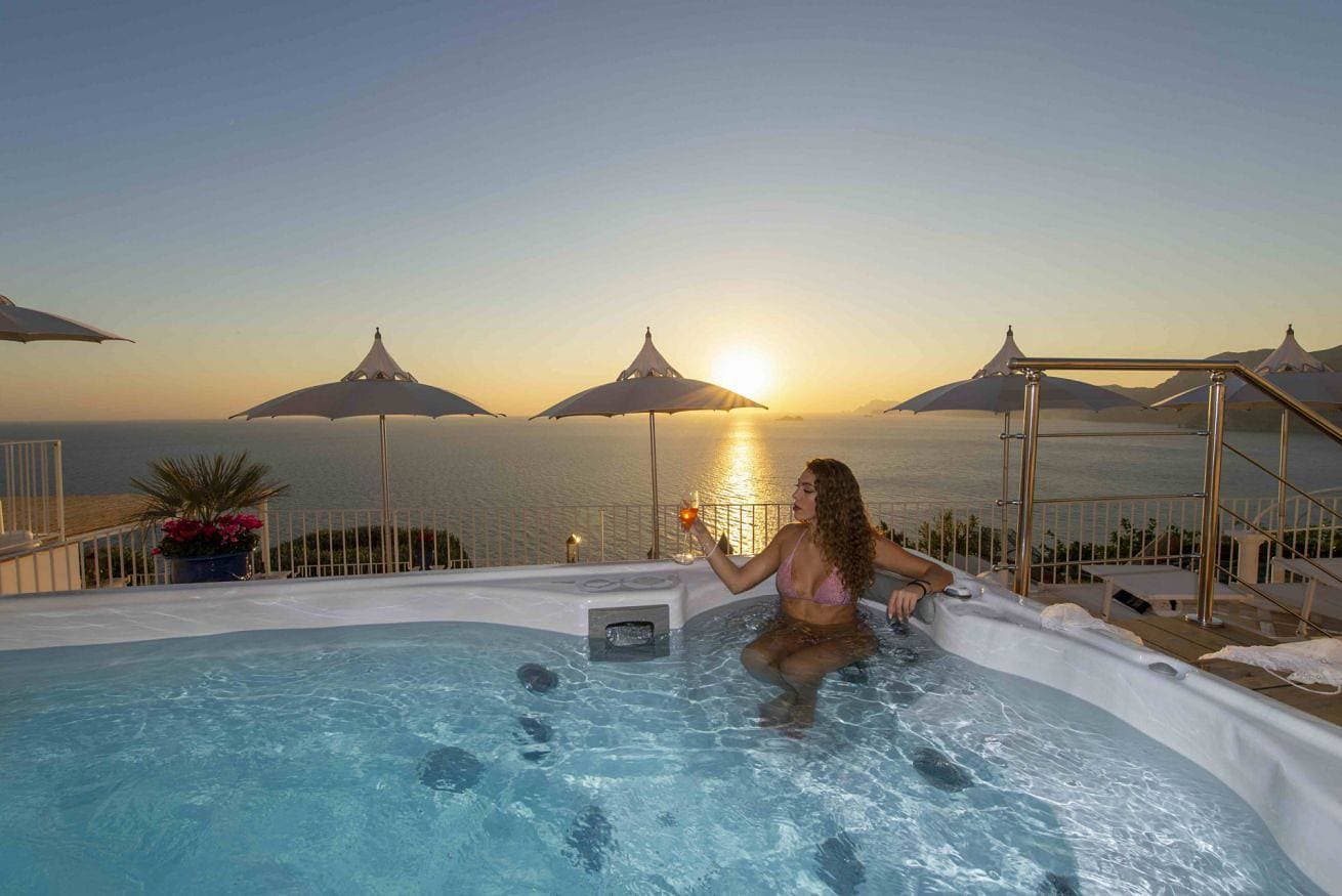 Foto 9 von 55: Exclusive Villa in Praiano with Pool & View