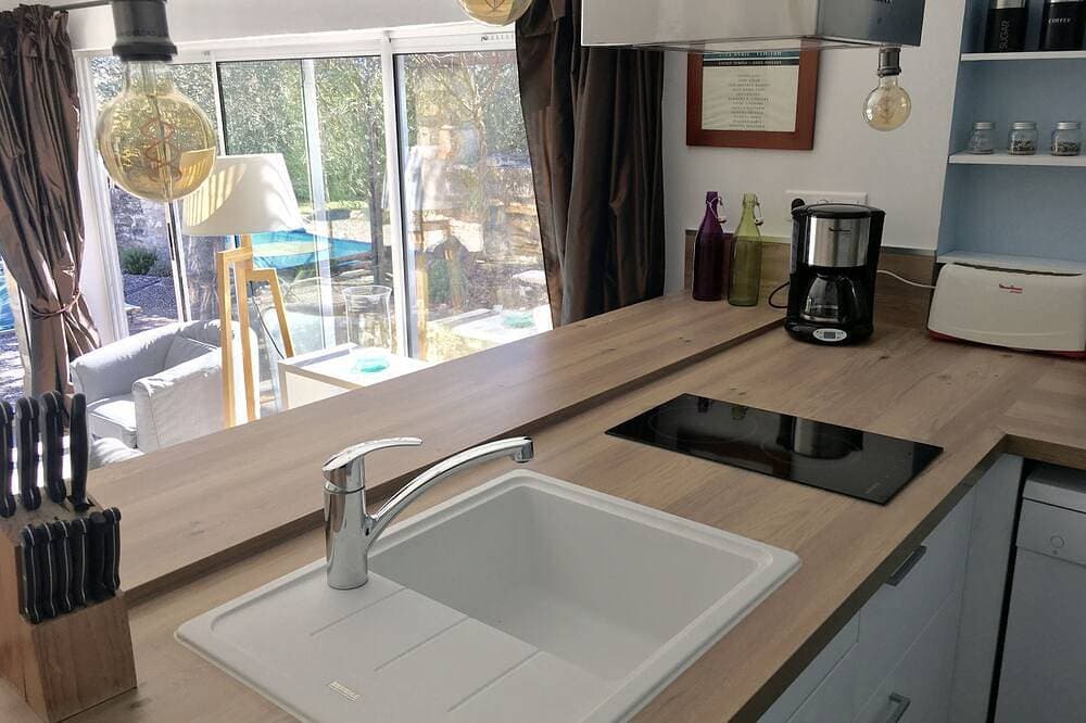 Foto 13 von 30: Einzelhaus mit Charme Gordes, Private pool, sehr ruhig, Sicht Luberon