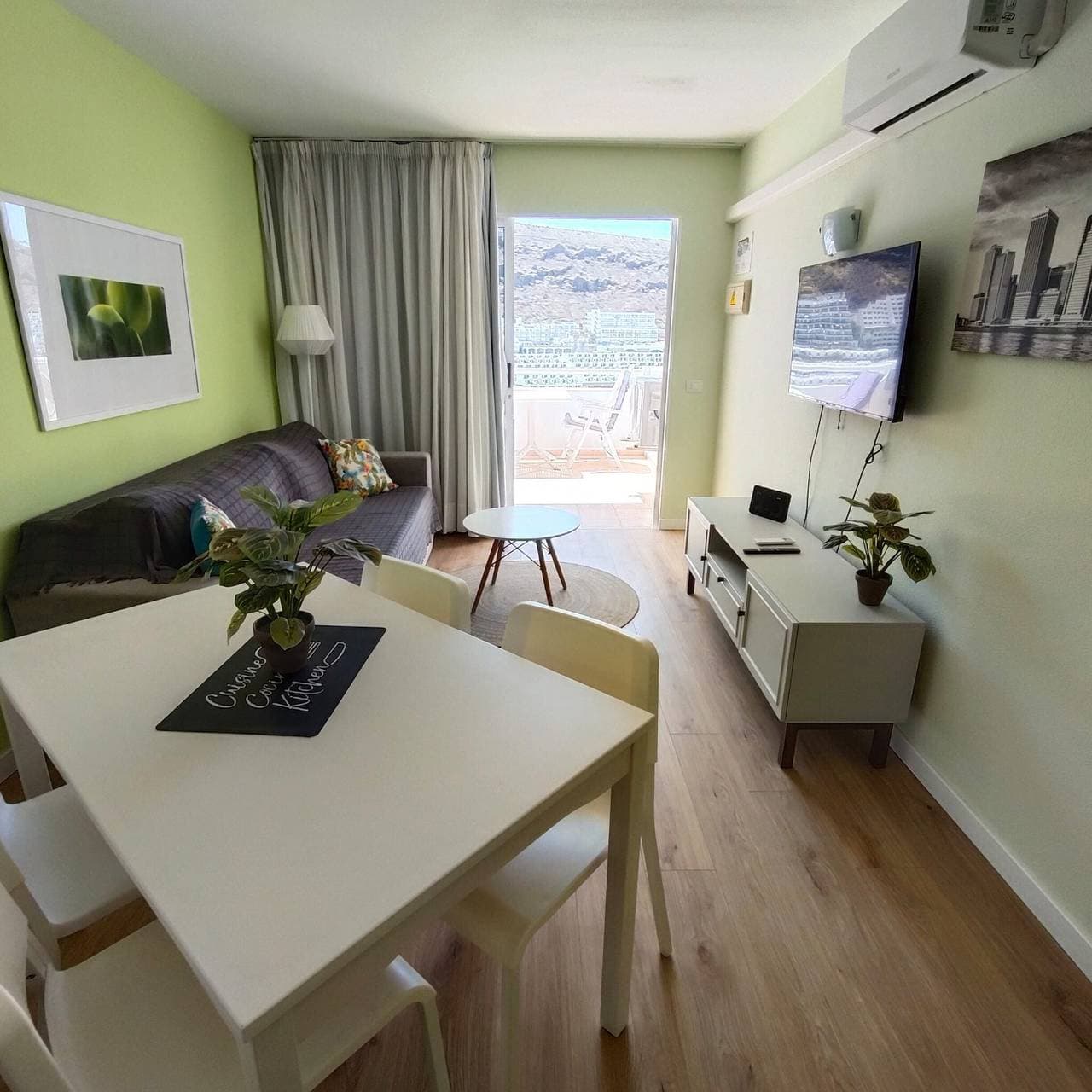 Foto 2 von 23: Ferienhaus 'Apartamento Joya' mit Meerblick, Gemeinschaftspool und WLAN