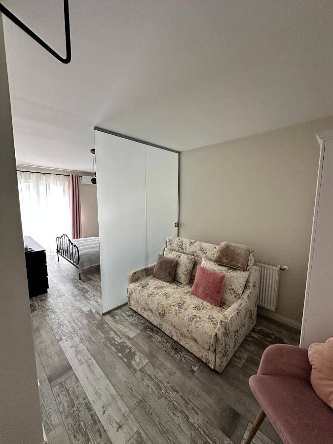 Eva's Home 1