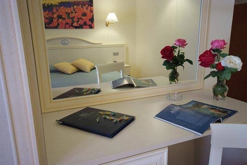 Foto 2 von 7: Double Room with Balcony and Sea View