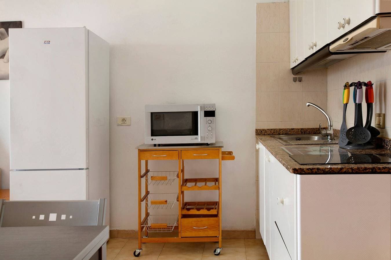 Foto 10 von 22: Balkon von Amadores – Strandblick