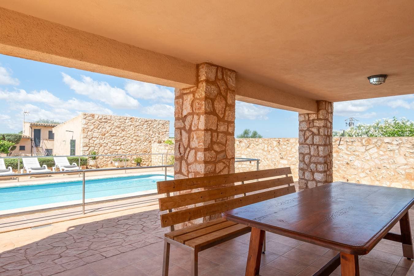 Foto 4 von 31: Ländliche Finca bei Manacor, Mallorca – Privater Pool, Garten & WLAN