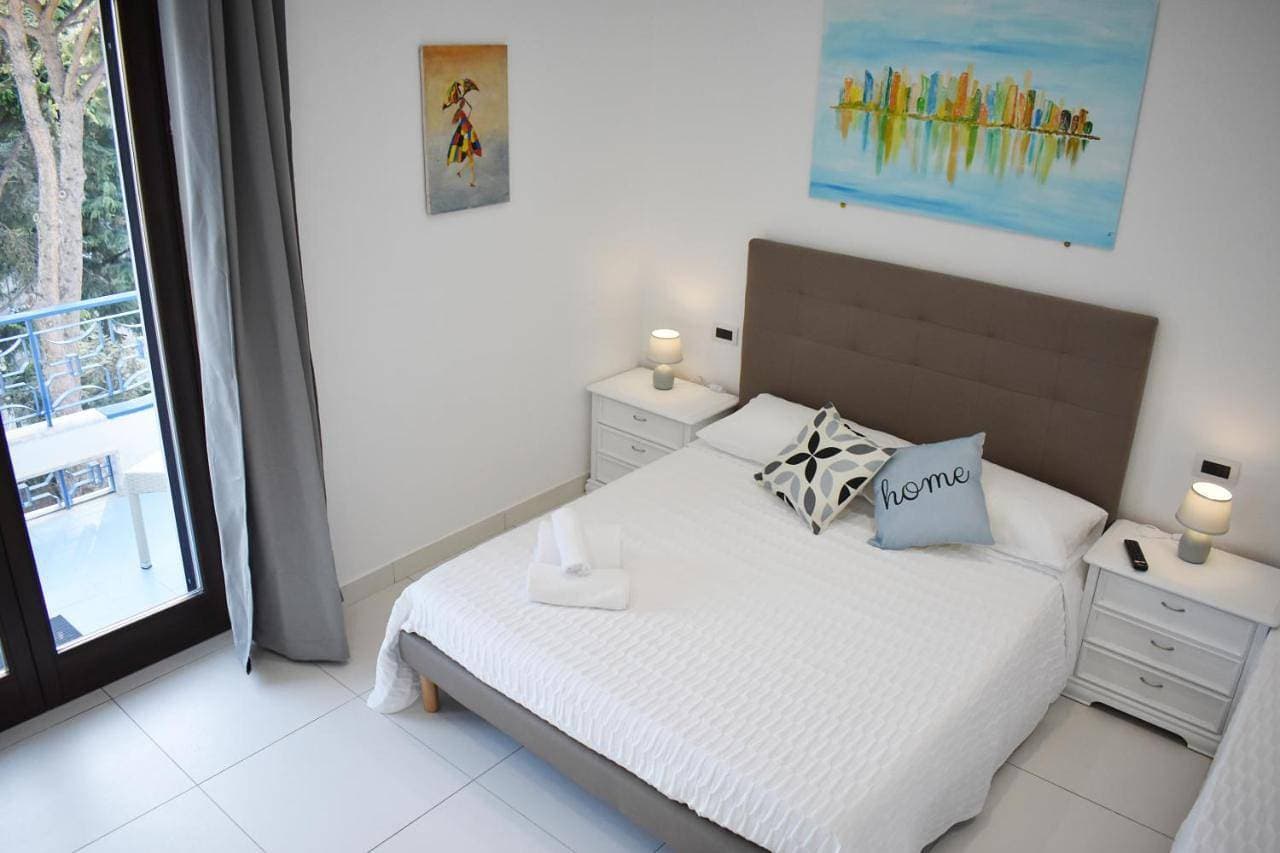 Foto 5 von 5: Family Room with Balcony