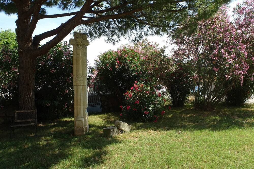 Foto 12 von 30: Ein wunderschönes Studio, Küchenzeile, Bad,Terrasse, Garten mit Grill, gr. Pool!