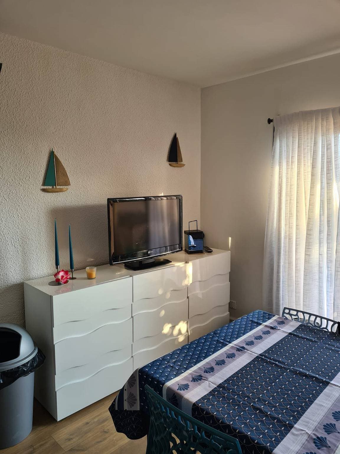 Foto 5 von 9: Ferienwohnung für 4 Personen mit Pool