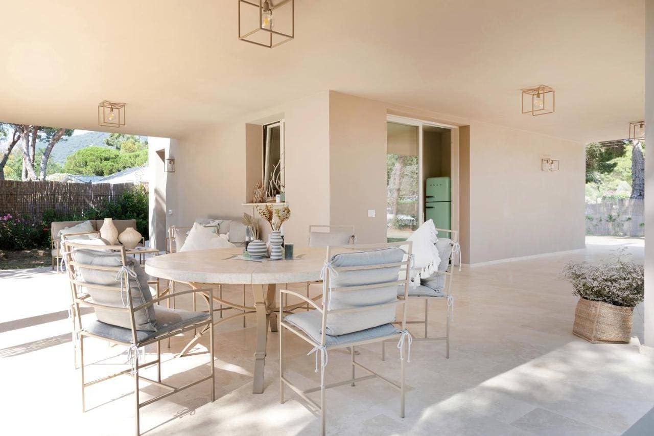 Lacona Cocoon 1