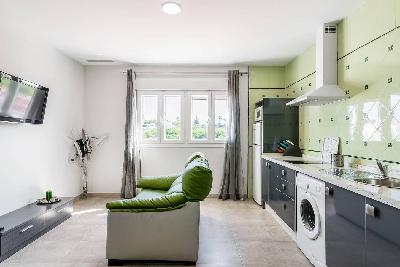Foto 6 von 23: Modern, mit Dachterrasse und in unmittelbarer Nähe zum Strand - Apartamento La Caracola