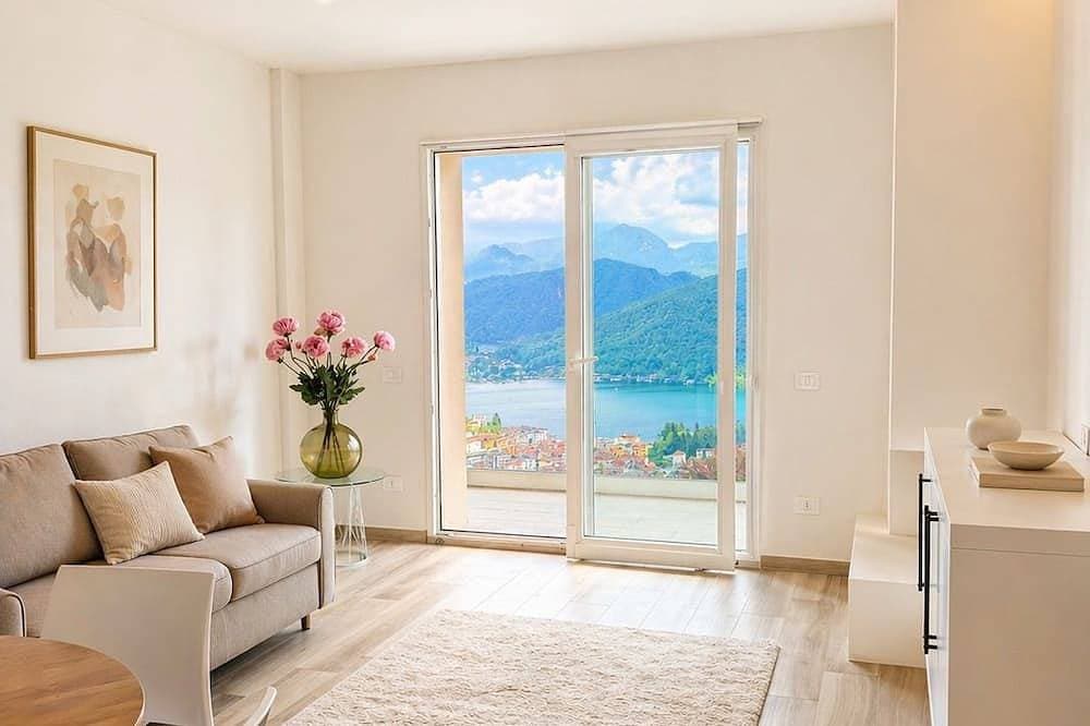 Lake View Apartment 39 - Free Parking & Terrace 1