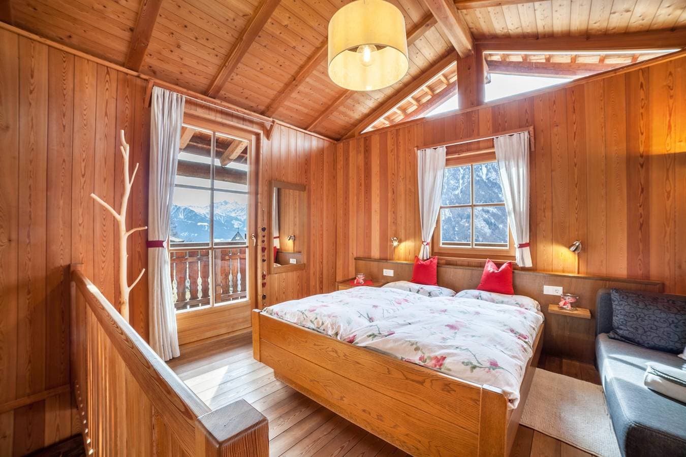 Foto 13 von 26: Ferienhaus "Waldhof" mit Bergblick, Balkon & WLAN