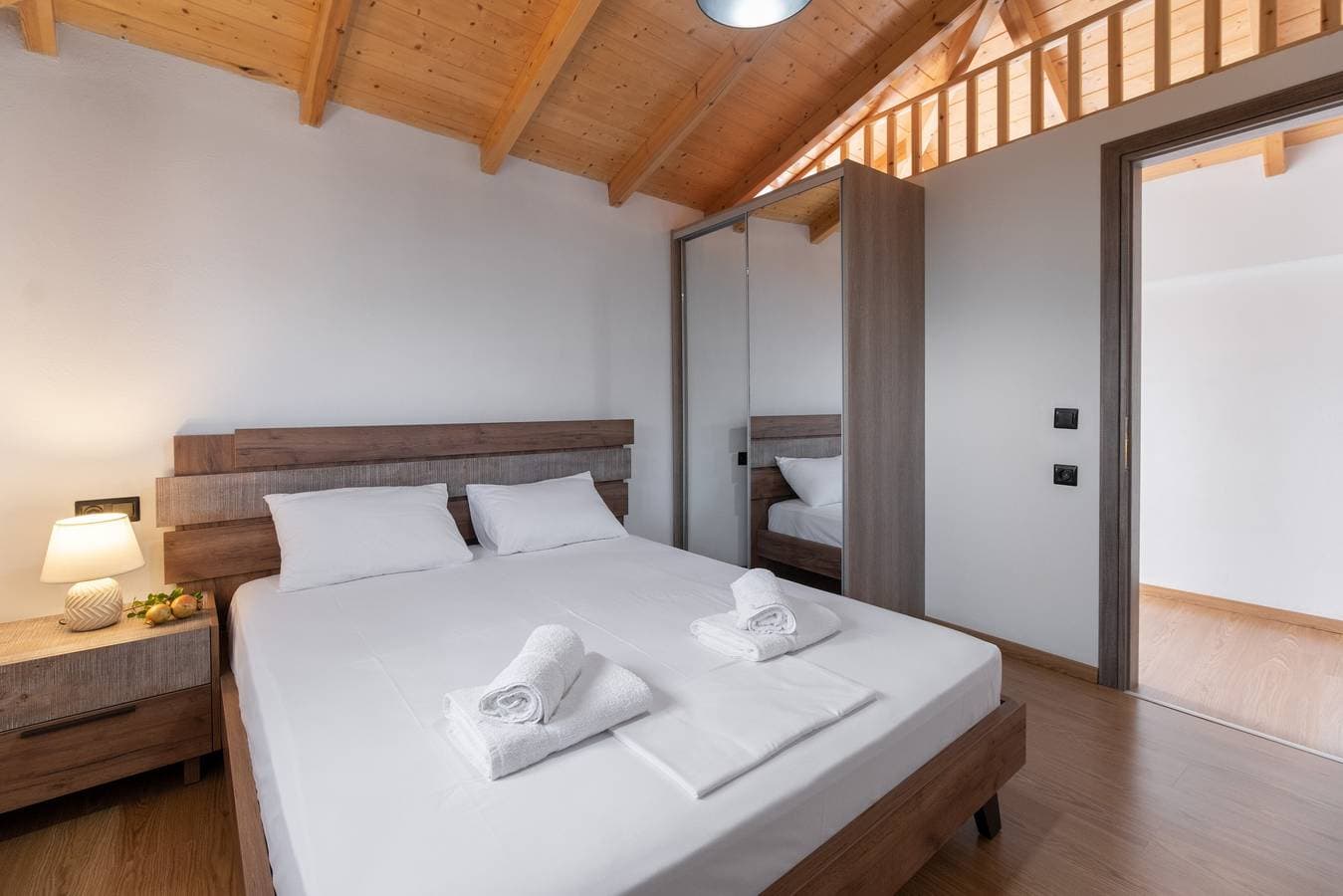 Foto 13 von 26: Villa mit Meerblick, Gemeinschaftsgarten und WLAN