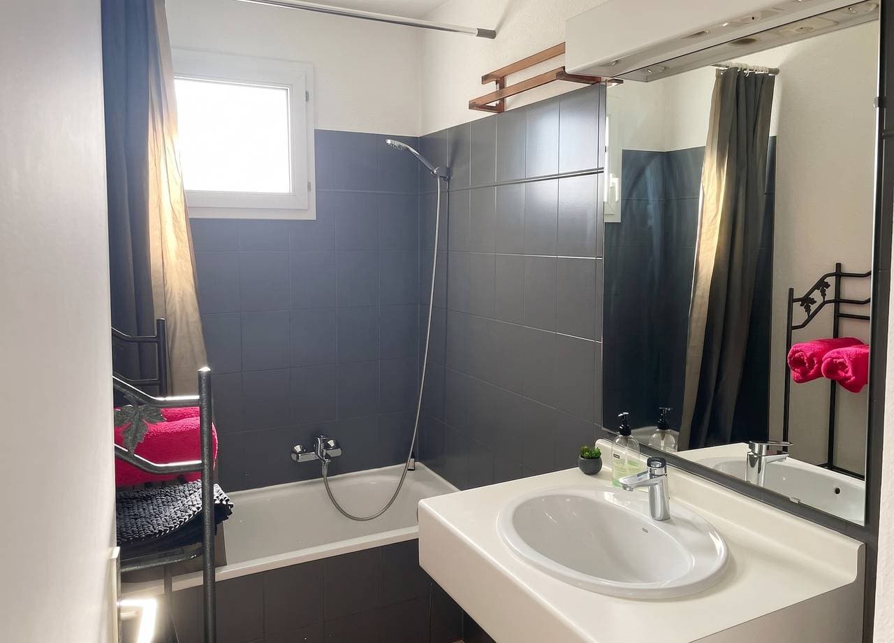 Foto 5 von 13: Modernes Apartment in Fréjus, 60 qm, Gemeinschaftspool
