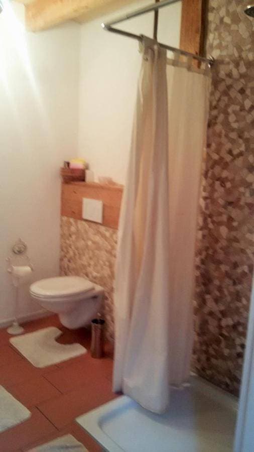 Foto 5 von 16: One-Bedroom Apartment