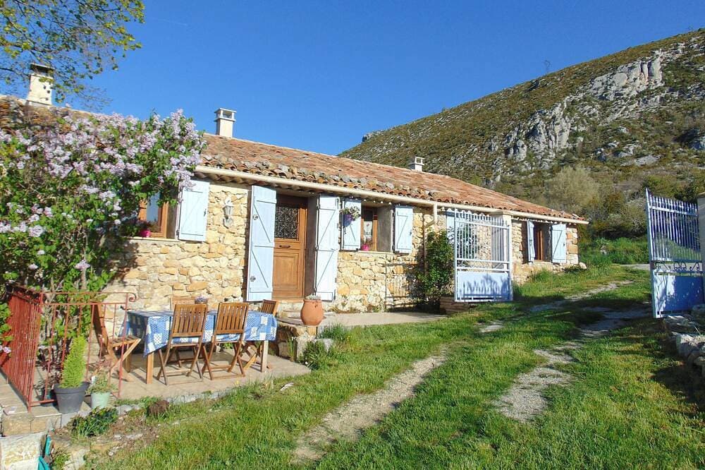 Einfamilienhaus auf geschlossenem Grundstück, beim Eingang Gorges du Verdon 1