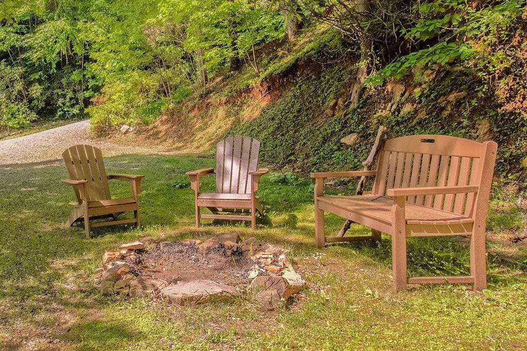 Foto 7 von 47: Cabin with River View located between Cherokee & Bryson City, 5 miles to casino!