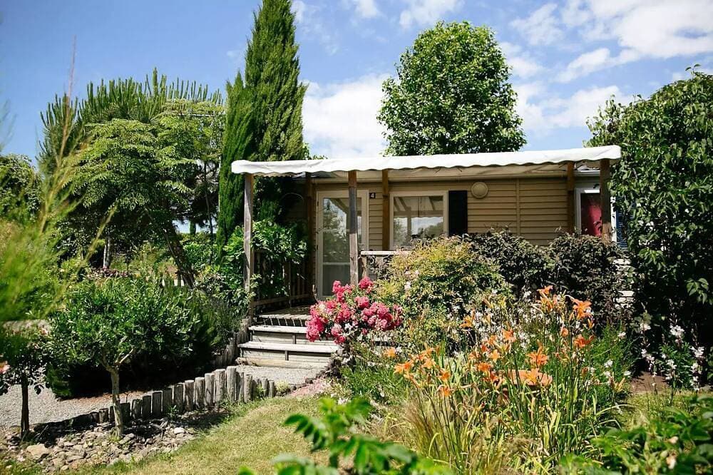 Foto 4 von 15: Campingplatz Seasonova Saint Michel *** - Cottage Evasion - 2 Schlafzimmer für 4 Personen