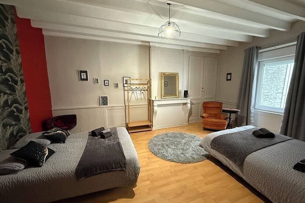 Foto 7 von 28: Charmante Maison de 160 m2, à Proximité de Tous les Commerces