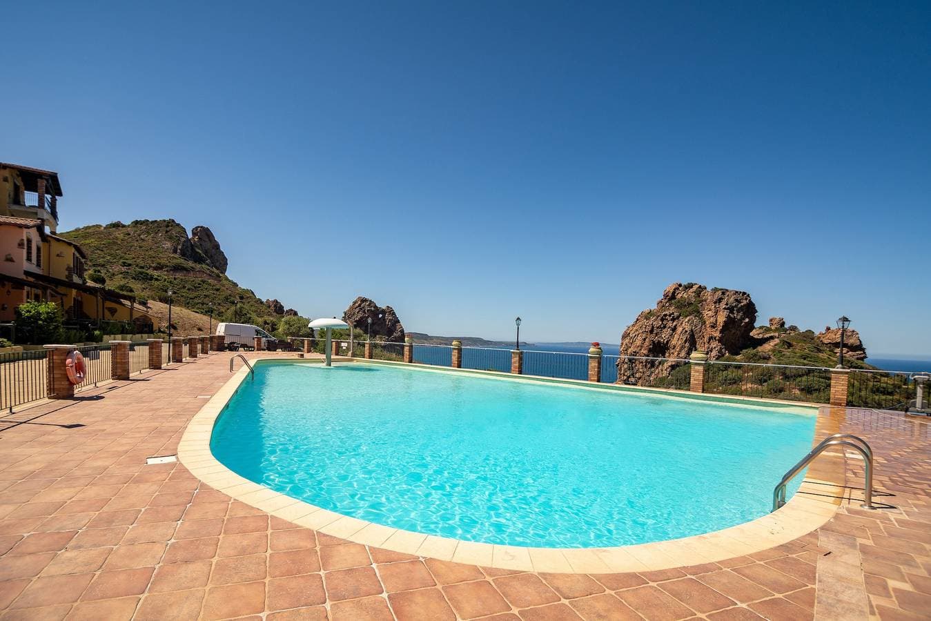 Foto 2 von 40: Villa L'Estasi Tanca Piras am Pool mit Meerblick