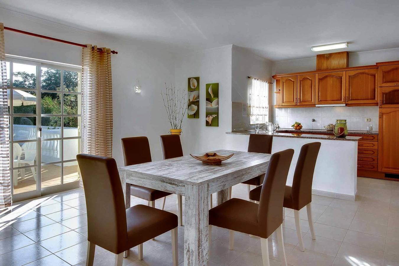 Foto 8 von 15: Villa für 6 Personen mit Terrasse