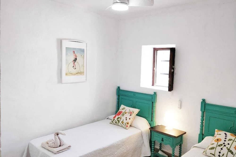 Foto 12 von 30: Rustikale Villa mit Charme, Pool und WLAN. Ideale Radfahrer Sonderangebot