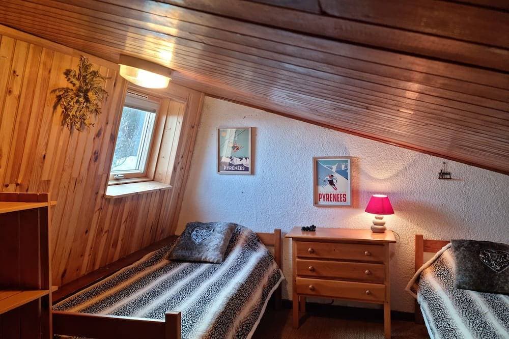 Foto 2 von 6: St Lary T3 duplex apartment