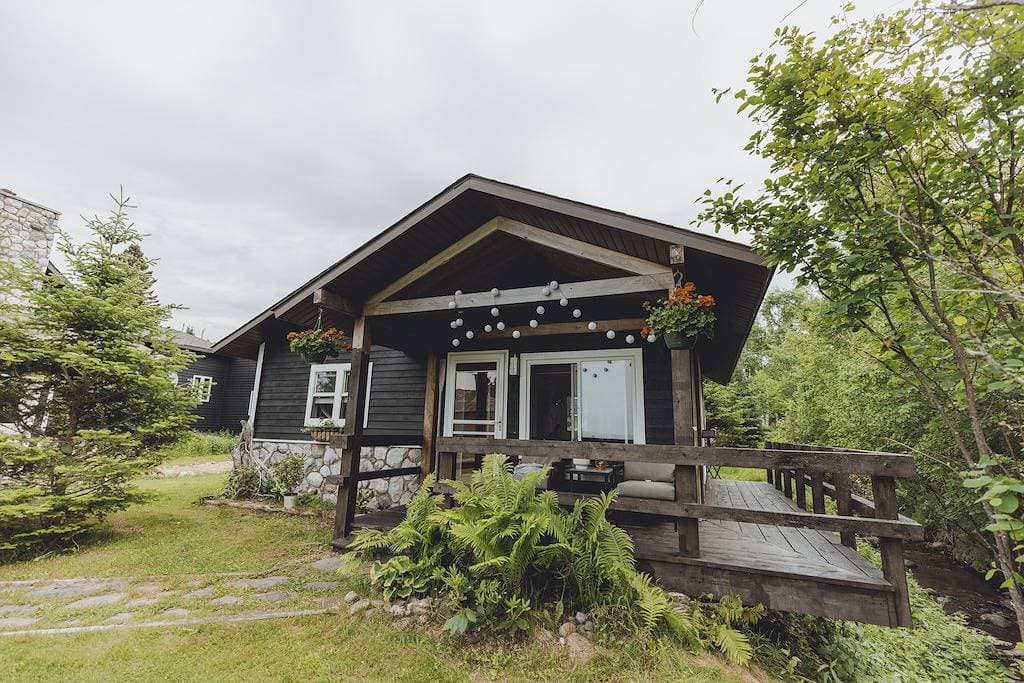 Foto 8 von 49: Charming Year Round Beach Cottage in Keweenaw, 3km zu Calumet