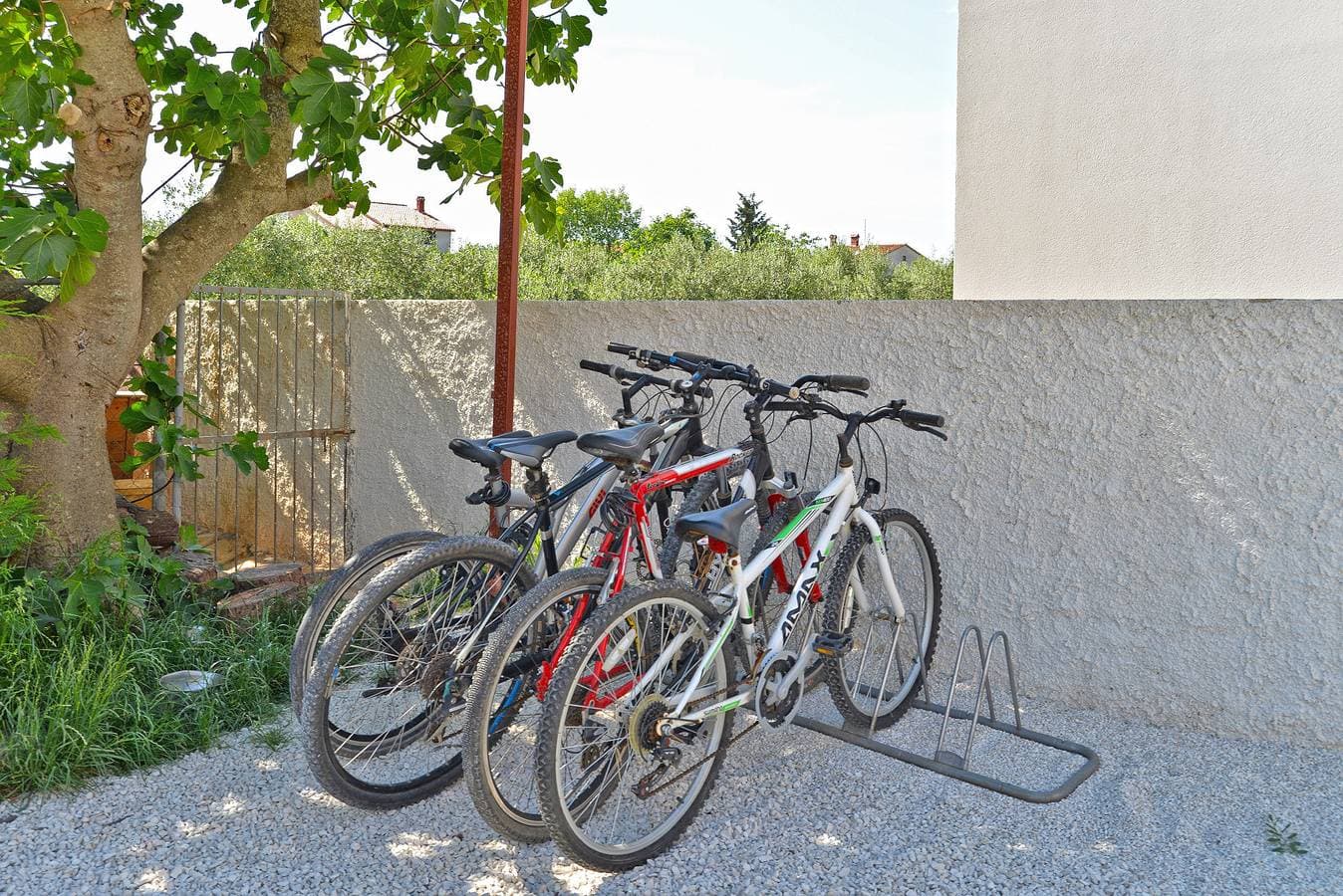 Foto 10 von 42: Ferienwohnung für 4 Personen mit Pool