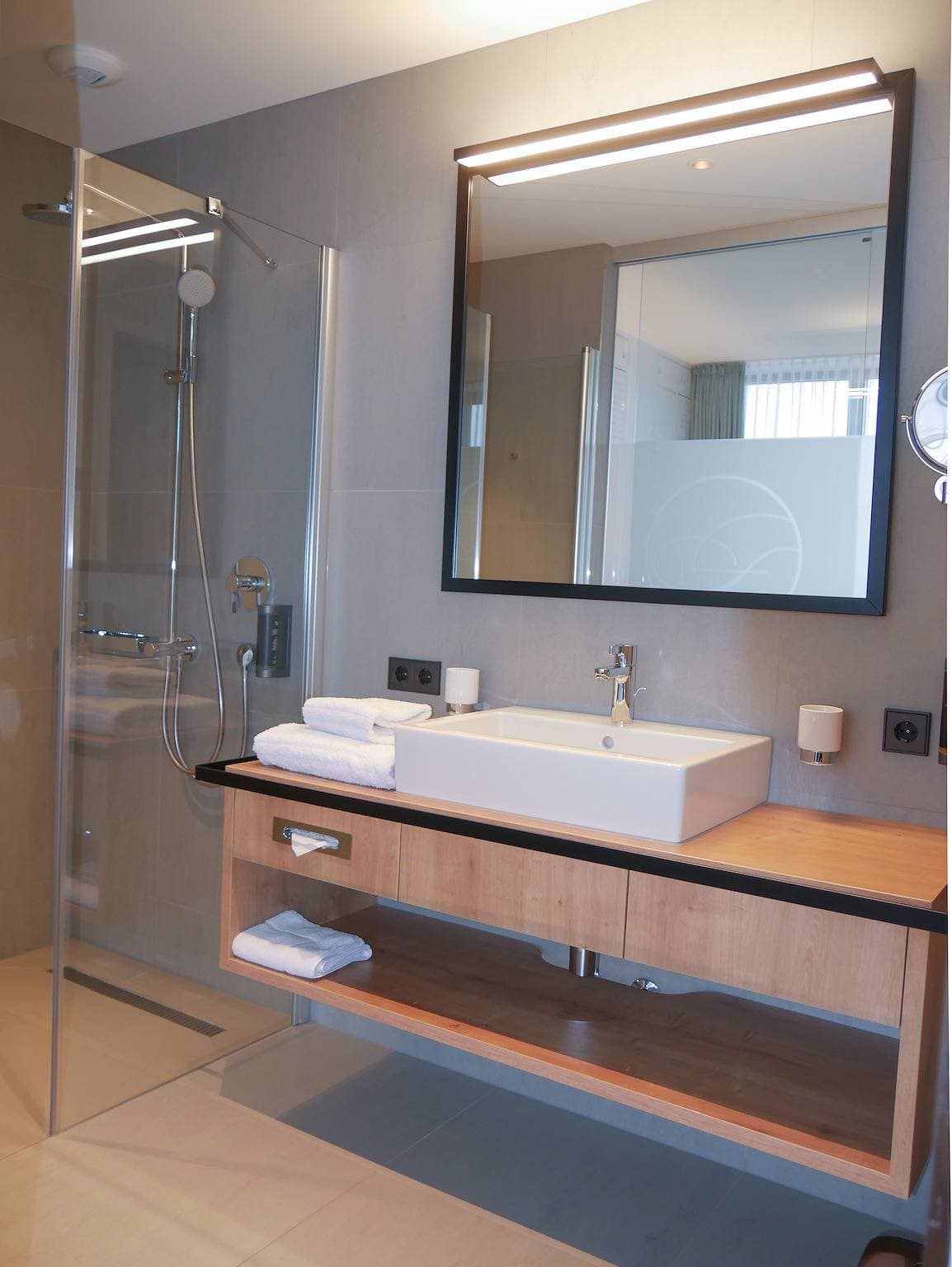 Foto 7 von 11: Hotel FEDERwerk - Standard-Doppelzimmer Entwicklung
