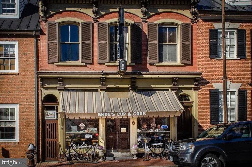 Storybook cottage on Leesburg's most historic block — walk to everything 1