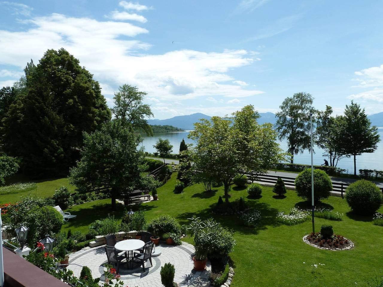 Foto 8 von 20: Pension Seeblick - Doppelzimmer mit Dusche/Wc und Balkon Nordseite