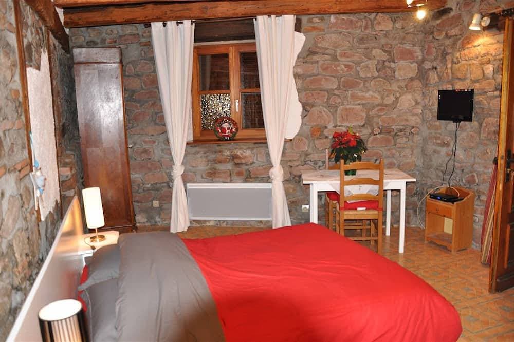 Foto 2 von 16: Typische Wohnung im alten Haus Wein