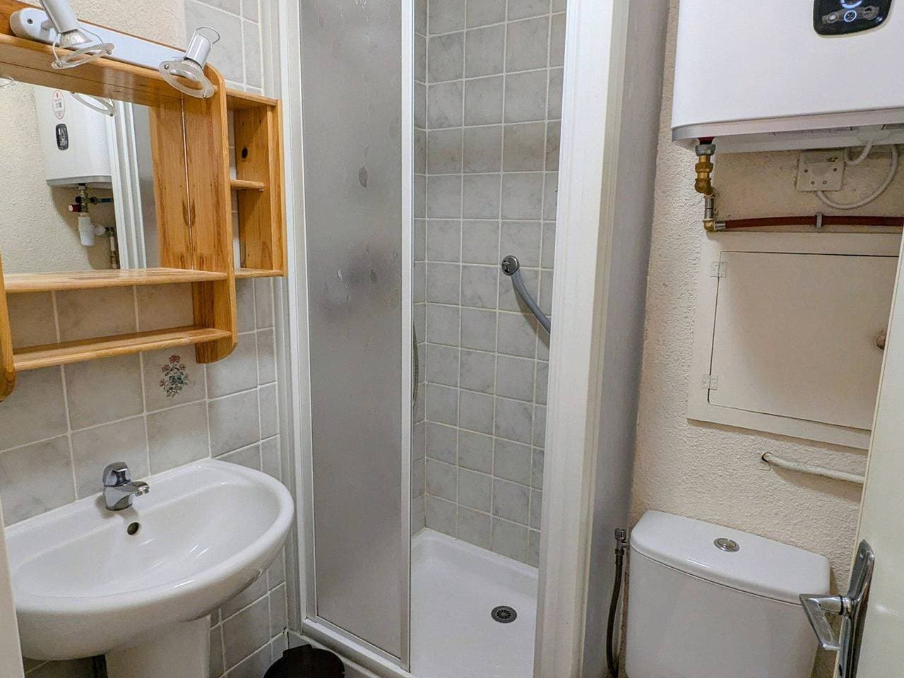 Foto 5 von 9: Studio für 3 Pers, direkt an der Piste, Balkon