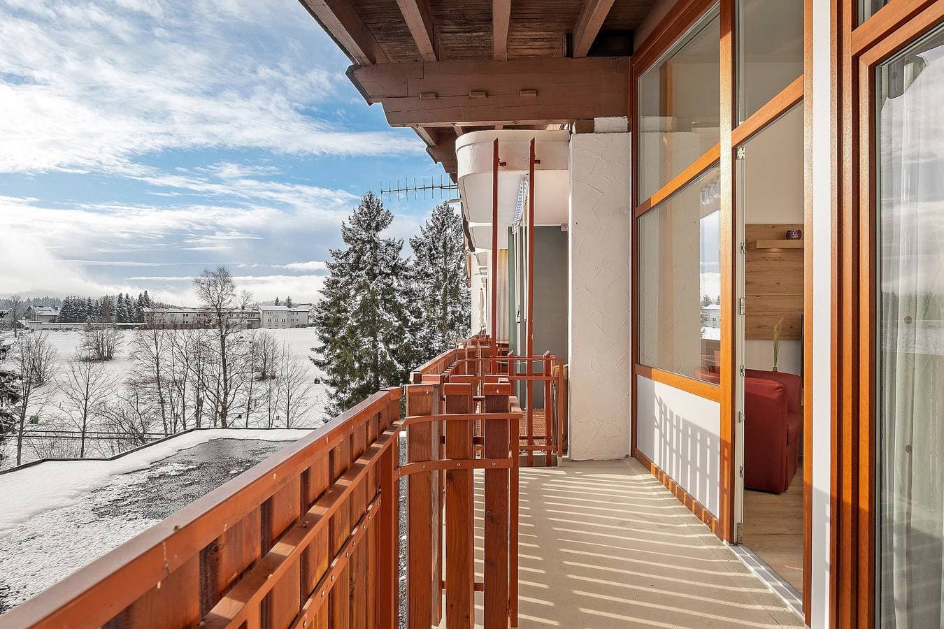 Foto 5 von 34: Ferienwohnung 'Lieblingsplatz Mit Innenpool' mit gemeinsamer Terrasse, gemeinsamem Garten und Wi-Fi