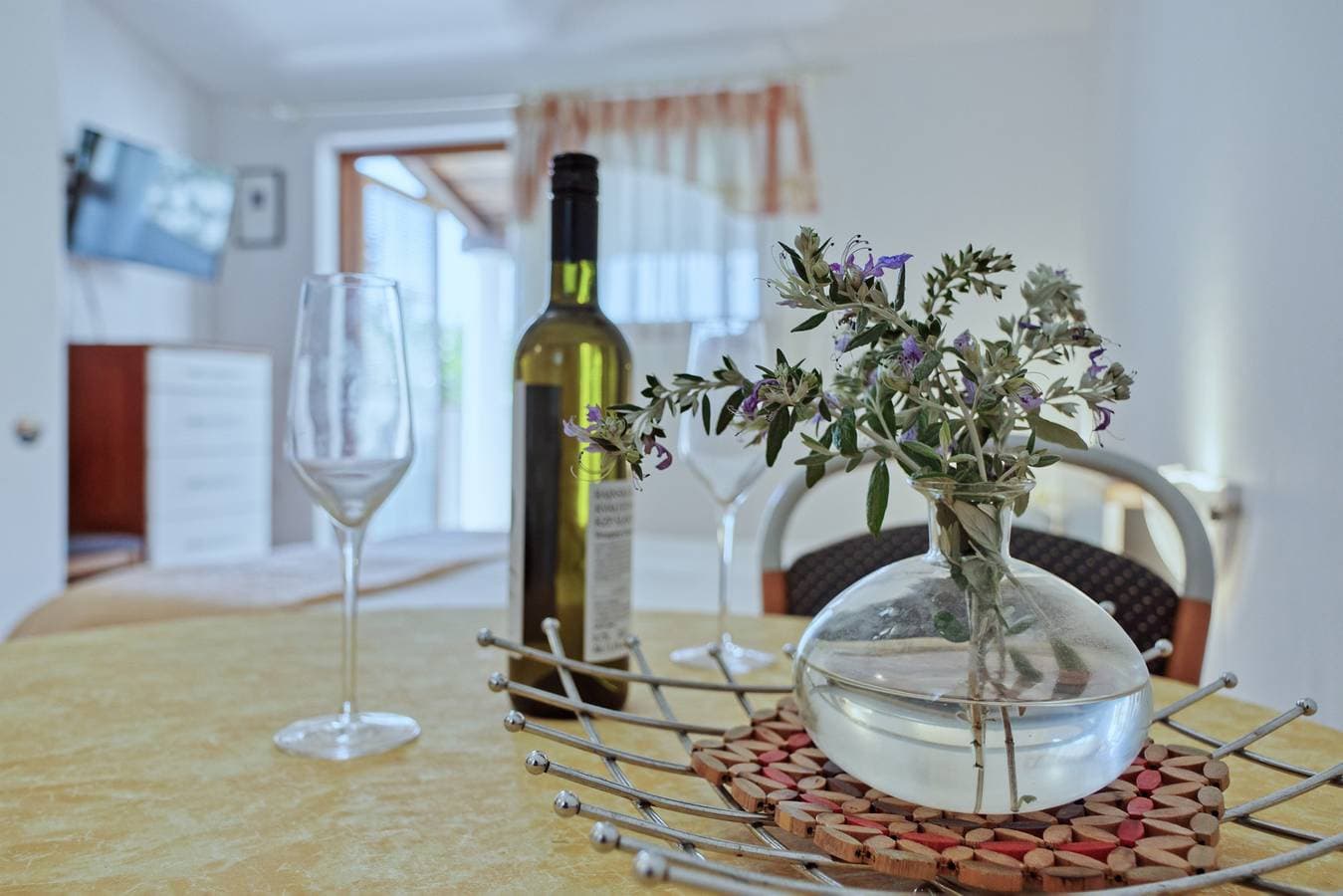 Foto 12 von 32: Ferienwohnung für 2 Personen mit Terrasse
