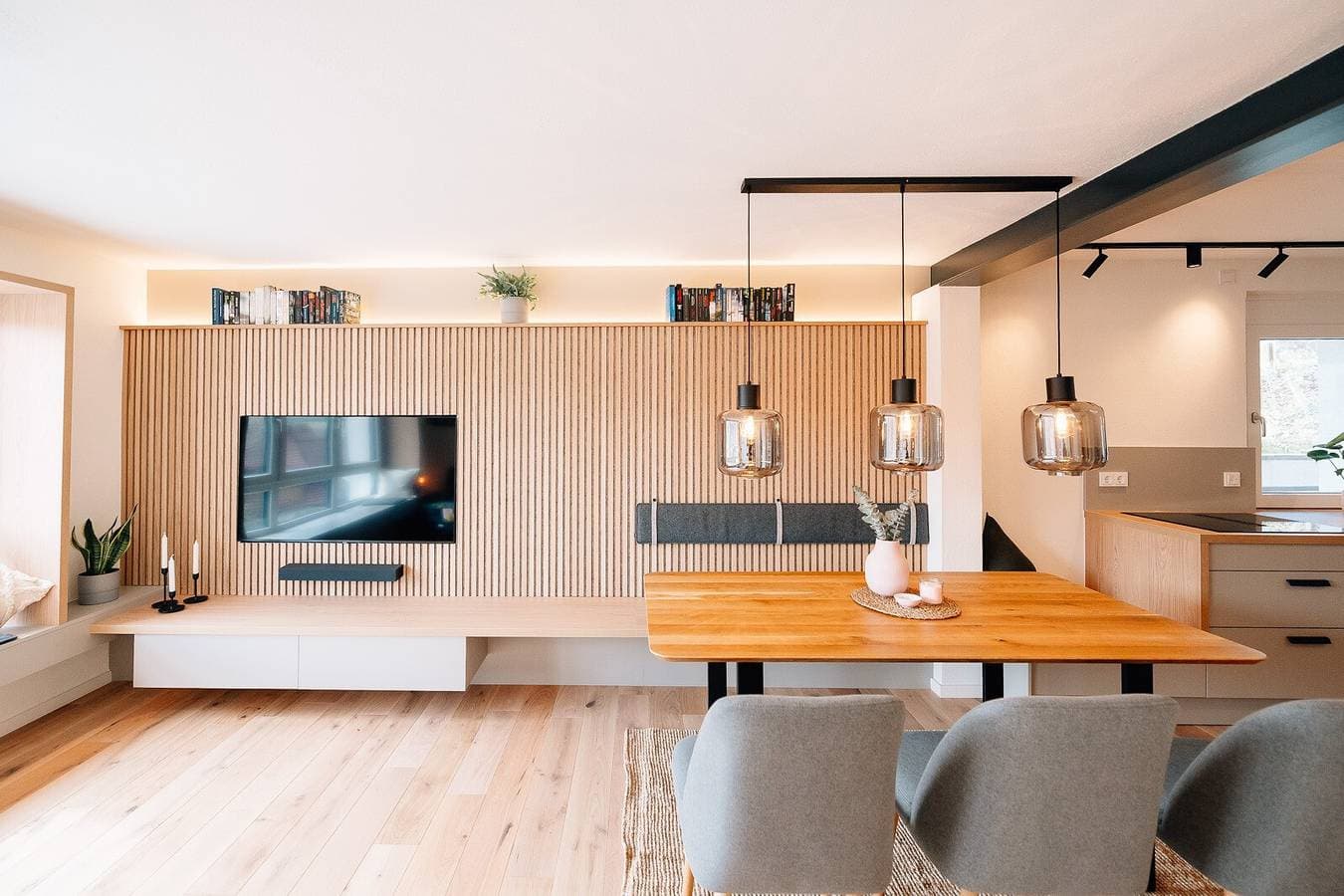 Foto 12 von 25: Apartment 'Fewo Tauberblick' mit Gemeinschaftsterrasse, privatem Garten und WLAN