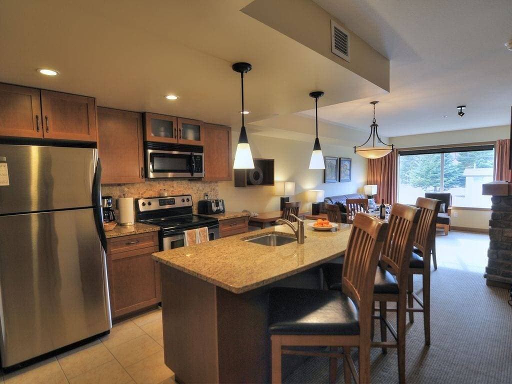 Foto 5 von 28: Copperstone 2Br in den kanadischen Rocky Mountains - hundefreundlicher, geteilter Whirlpool
