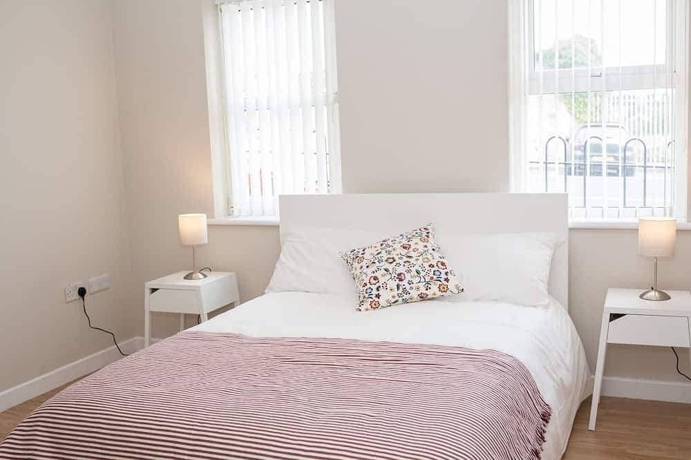 Apartment-Suite-Eigenes Badezimmer-Pg McQuaid 1