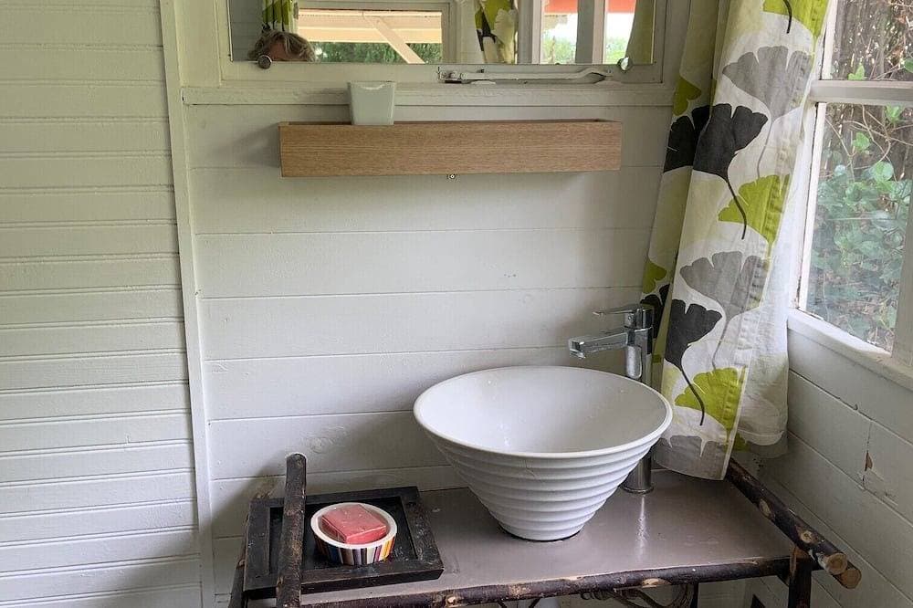 Foto 7 von 25: Charmantes Häuschen, abgelegenes Grundstück mit Pool und Garten - Strände in der Nähe