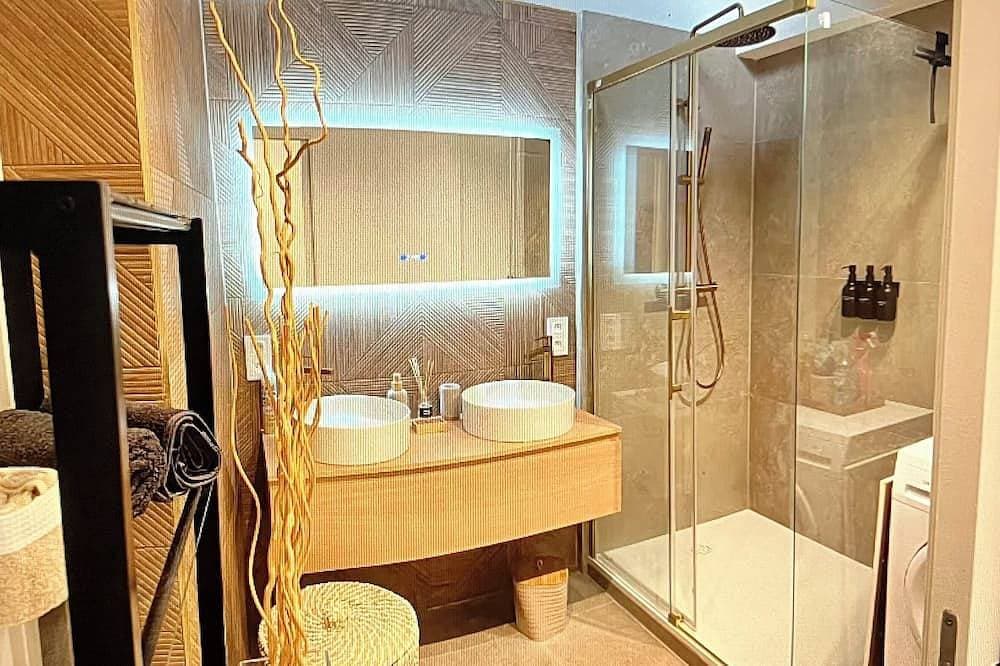 Foto 5 von 9: Chic stay in Cannes - Cosy room close to beaches and Palais