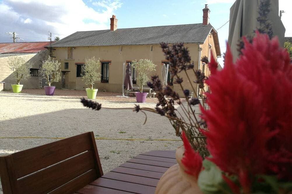 Domaine de Chenou - Ruhe & Natur mit Schwimmbad 1