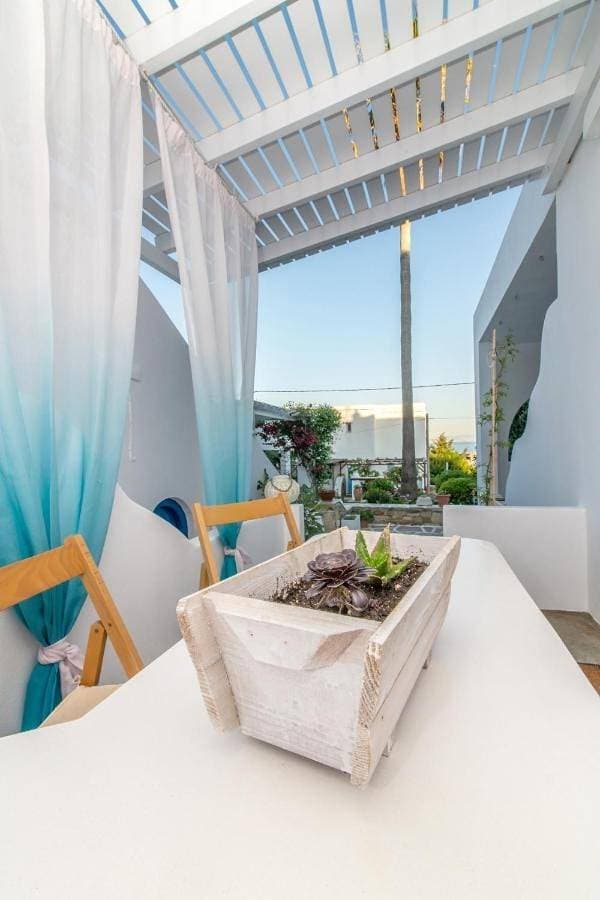 FOULI'S HOUSE II 1