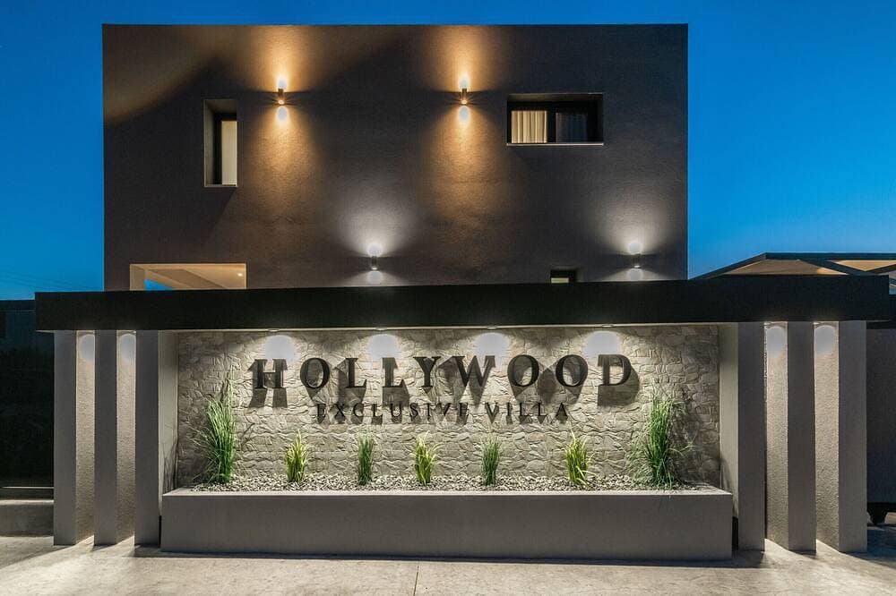 Foto 12 von 30: Hollywood 3 Bedroom Villa with private pool